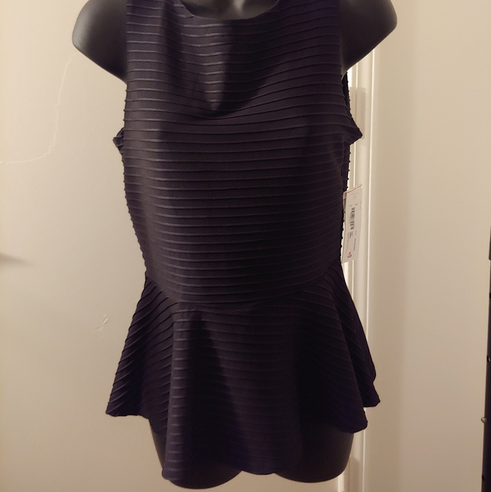 Bisou Bisou black top